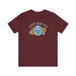 Earth Kicks Ass - Men's T-Shirt